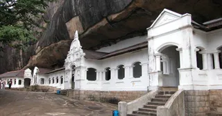 Golden Cave Temple – Dambulla